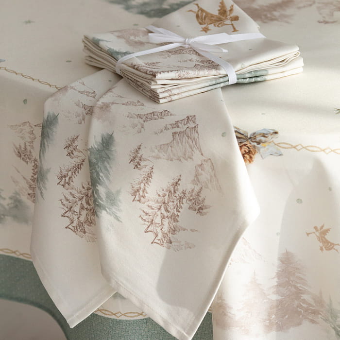 Скатерть овальная 140х170 см "Снежный ангел"