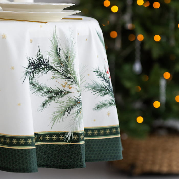 Скатерть круглая D-150 см "Ветви Рождества"