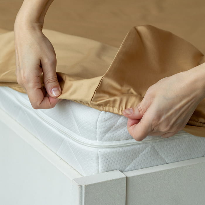 Простыня на резинке 180х200х25 "Таффи"