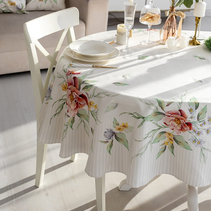 Скатерть овальная 150х205 см "Белла"