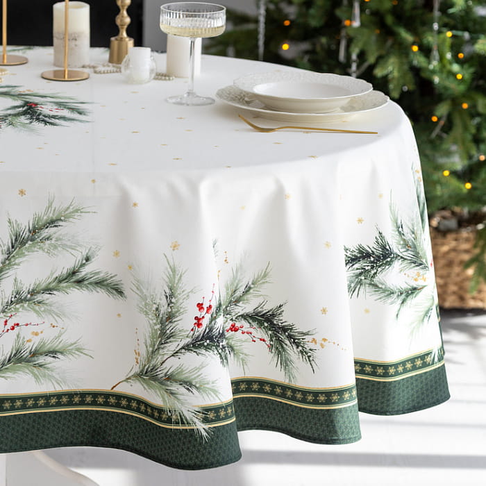 Скатерть овальная 140х170 см "Ветви Рождества"