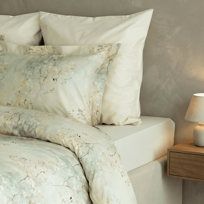 Простыня на резинке 160х200х30 "Лили"