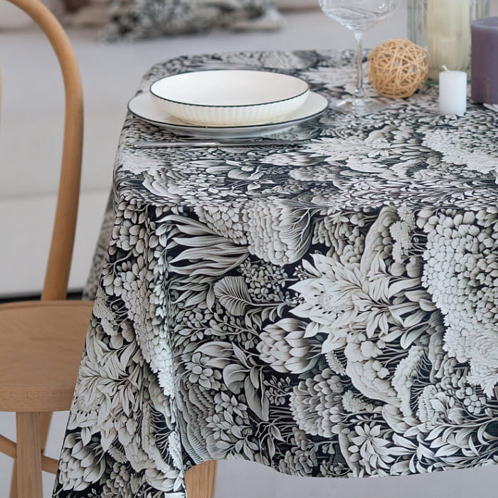 Скатерть 145х145 см "Вивьен"