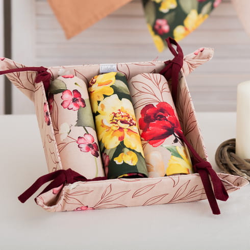 Набор корзинка с полотенцами "Вернисаж" мелкий цвет