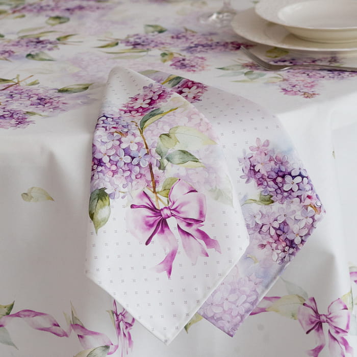 Скатерть  145х180 см "Аромат сирени"