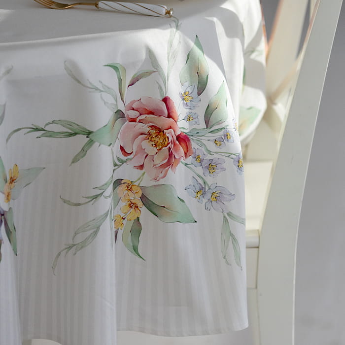 Скатерть овальная 170х220 см "Белла"