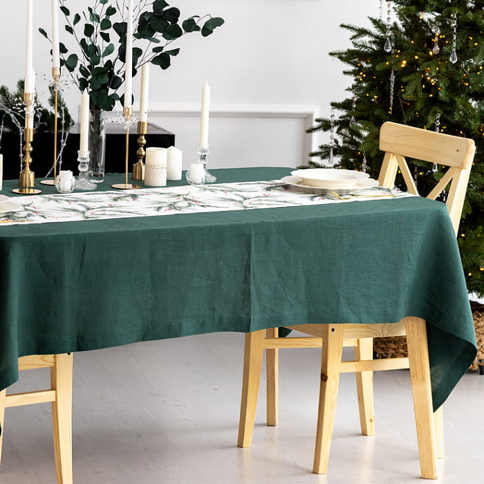 Дорожка 40х140 см "Ветви Рождества на белом"