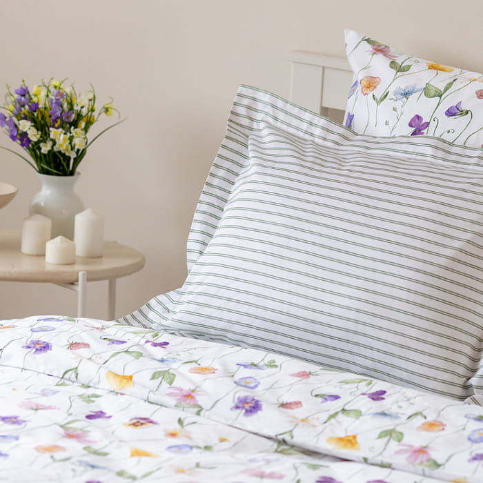 Наволочка 50х70 "Майская долина полоска"