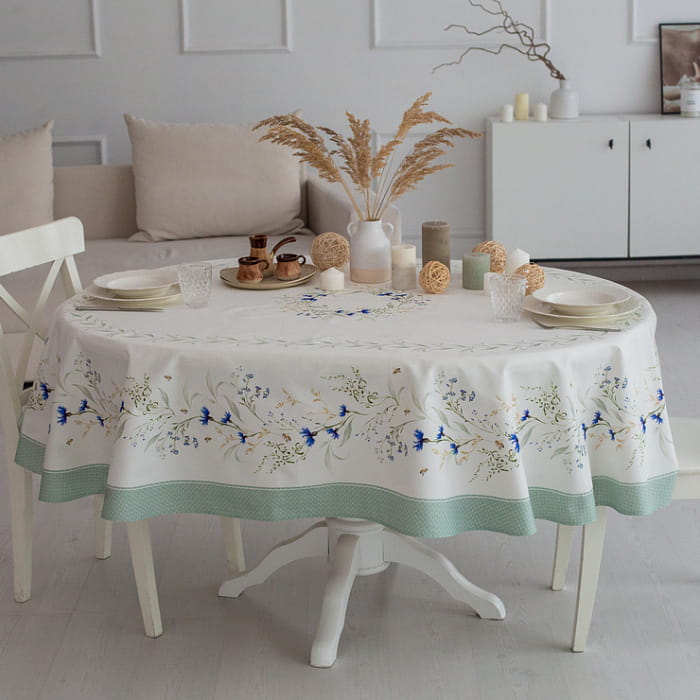 Скатерть овальная 150х200 см "Васильки"