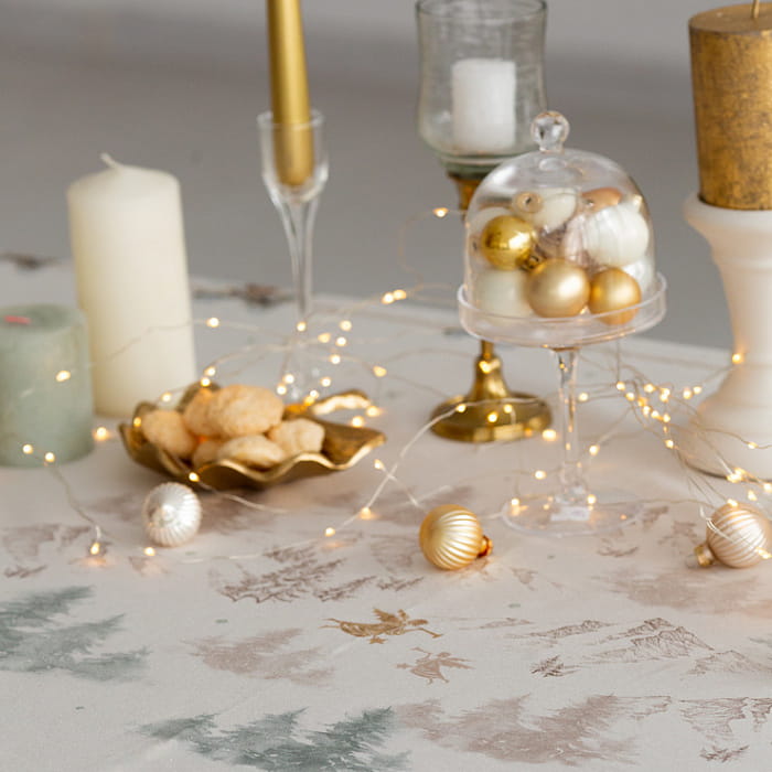 Скатерть 145х145 см "Снежный ангел"