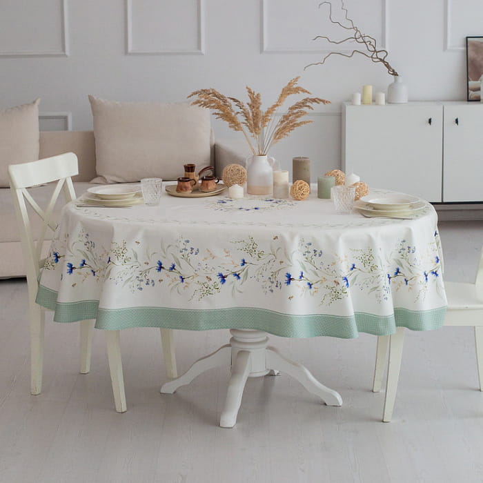 Скатерть овальная 150х200 см "Васильки"
