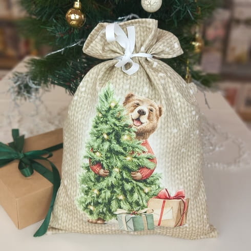 Декоративный мешок "Новогодняя шкатулка мишка с елкой" 24х32 см