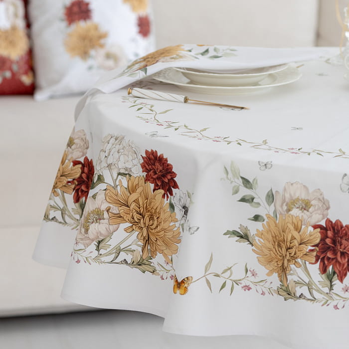 Скатерть овальная 150х248 см "Цветочная симфония"