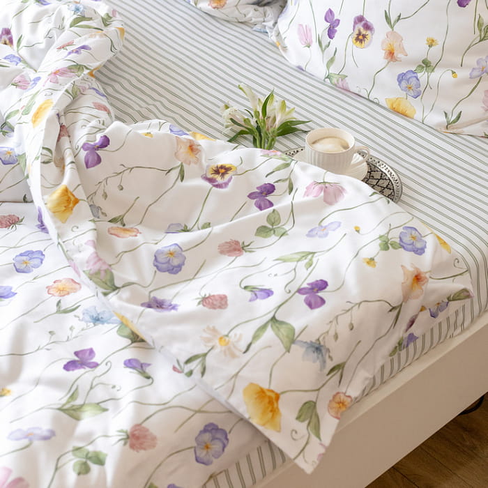 Простыня 215х235 "Майская долина"