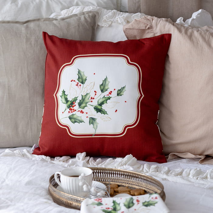 Декоративная наволочка "Элегант рамка на красном"