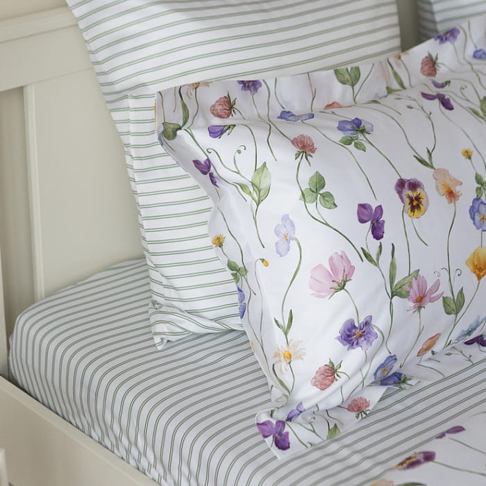 Простыня на резинке 200х200х35 "Майская долина"