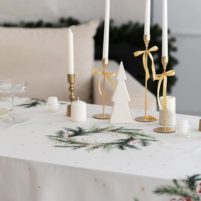 Скатерть 145х185 см "Ветви Рождества"