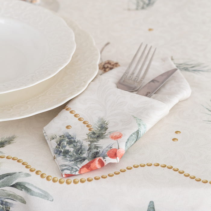 Скатерть 165х260 см "Рождественская классика"