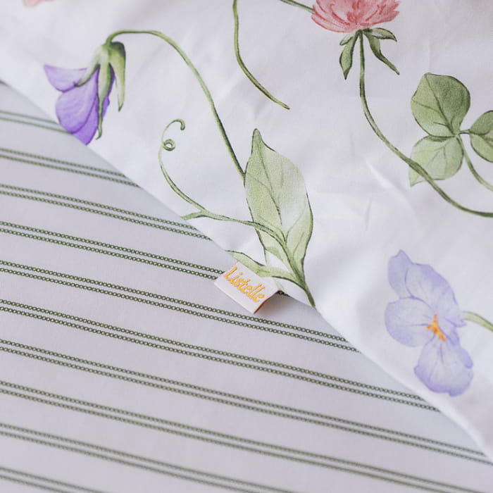 Простыня на резинке 100х200х25 "Майская долина"