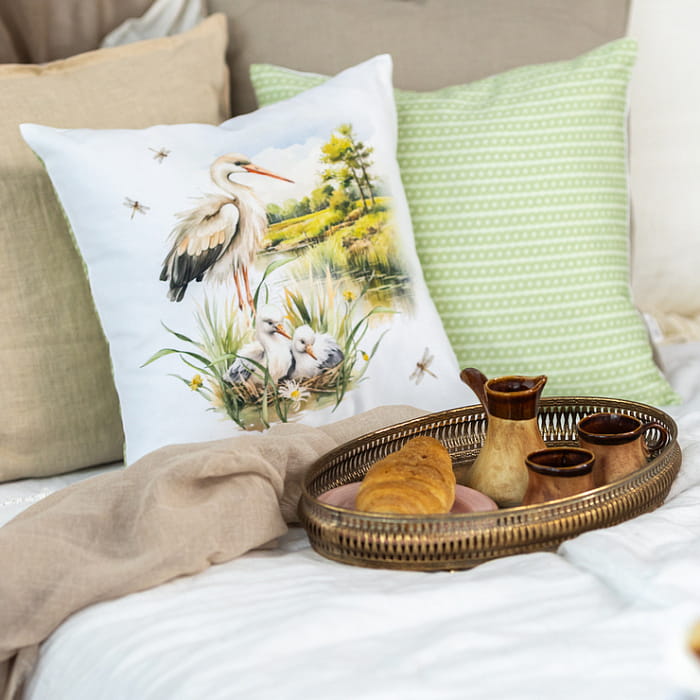 Декоративная наволочка "Линден" с аистом