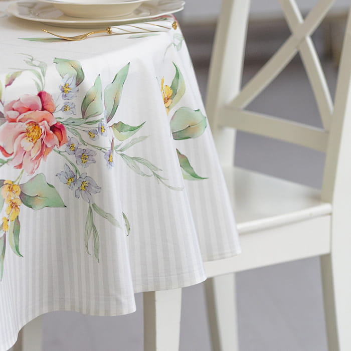 Скатерть овальная 150х205 см "Белла"