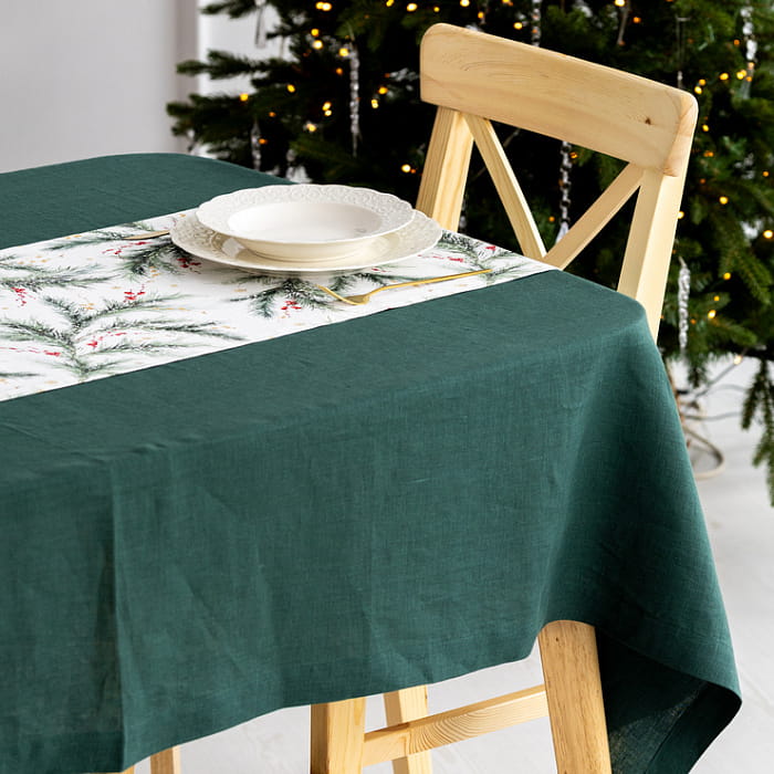 Дорожка 40х140 см "Ветви Рождества на белом"