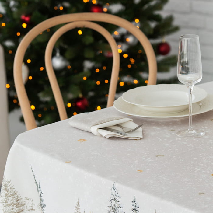 Скатерть 165х260 см "Чарующий лес"