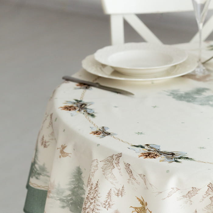 Скатерть круглая D-170 см "Снежный ангел"