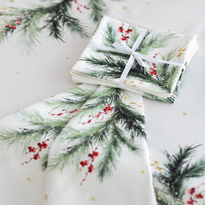 Скатерть 145х255 см "Ветви Рождества"