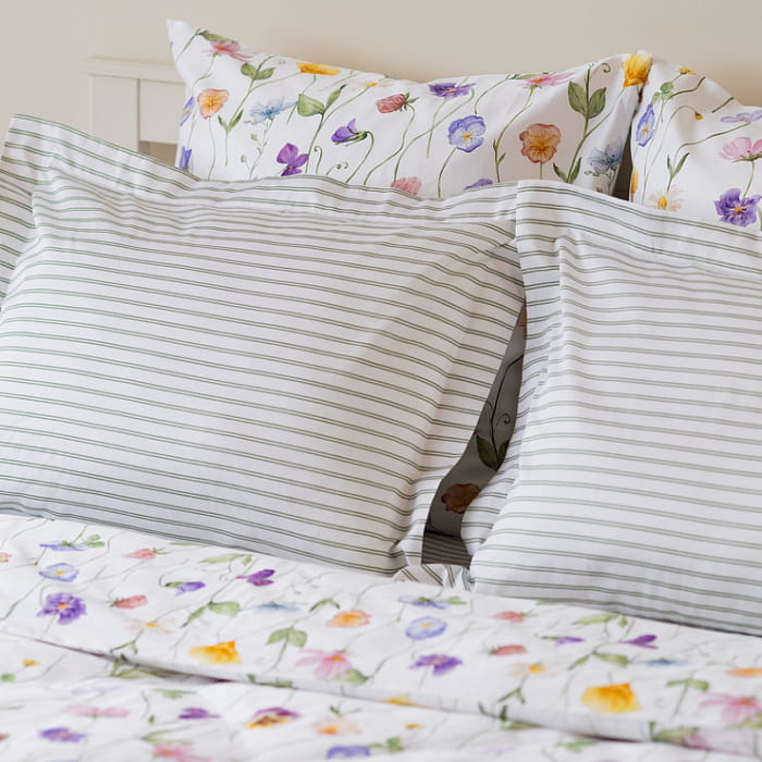 Наволочка 50х70 "Майская долина полоска"