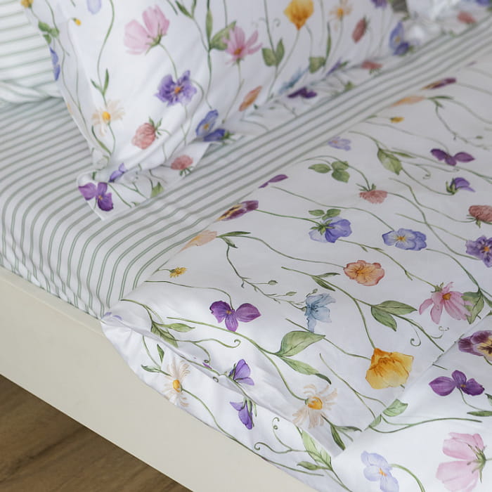 Простыня на резинке 180х200х25 "Майская долина"