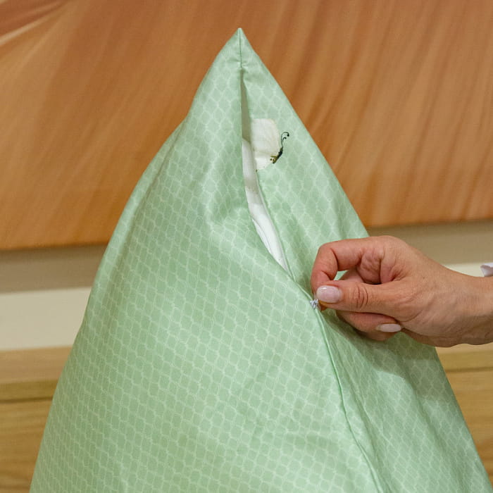 Наволочка 70х70 "Николетта" луговой